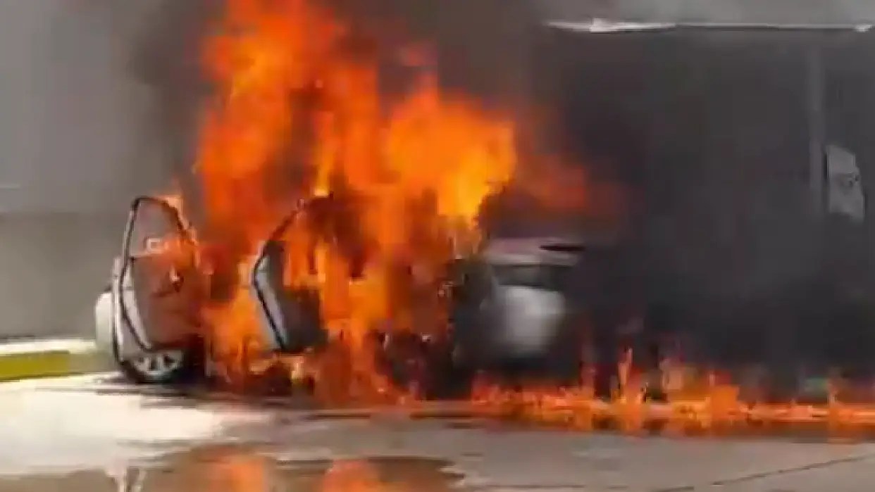 Explosión de carro en Zulia (Foco cortesía Versión Final)