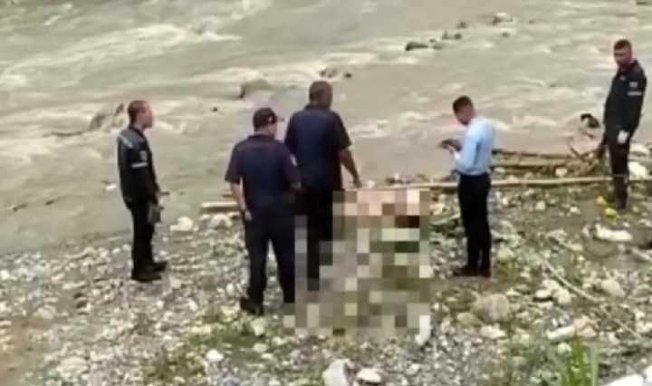 Autoridades policiales de Trujillo consiguieron el cadáver de una mujer en aguas del Río Motatán en Valera (Foto cortesía Diario Los Andes)