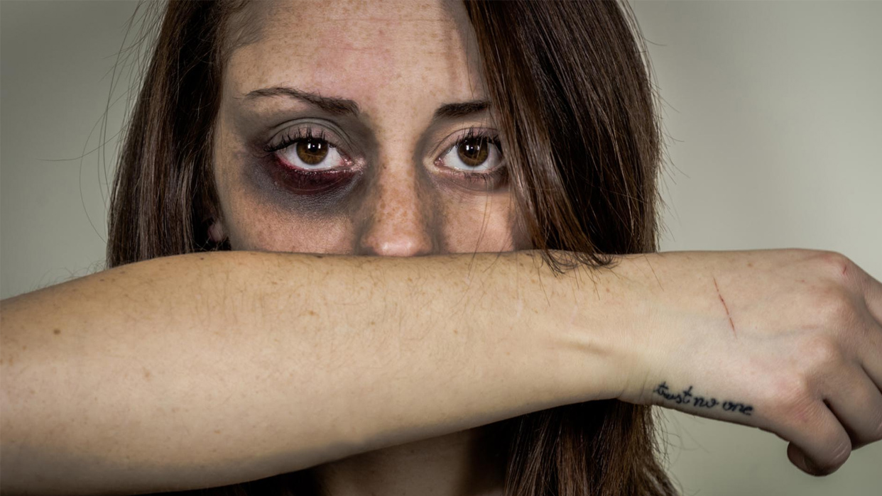 Imagen referencial de violencia de género (Foto publicada por Infobae)