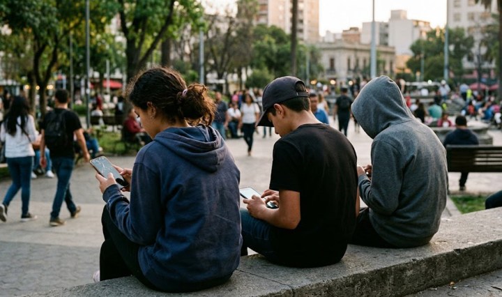 La mayoría de los niños agredidos sexualmente no le cuenta a nadie el abuso sufrido por miedo a sanciones o por vergüenza (Imagen generada por inteligencia artificial)